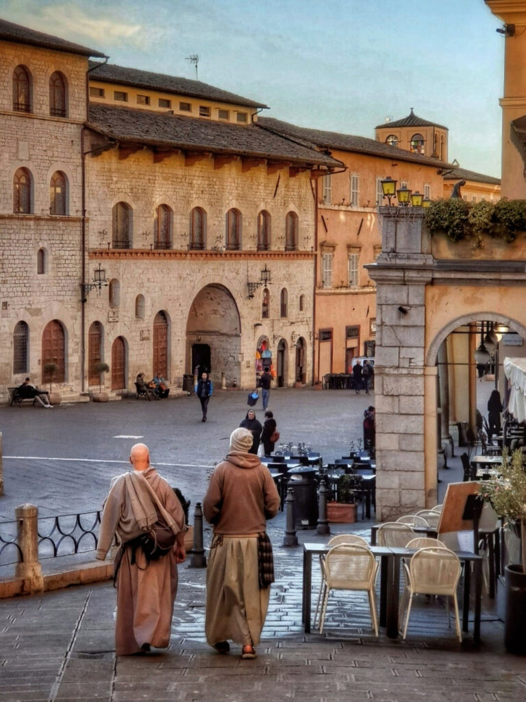 Cinzia Crispoldi. Piazza del Comune di Assisi