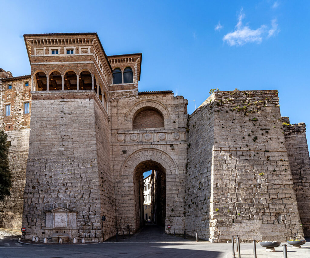 Fabri Zeppo - Arco Etrusco - Umbria una Foto al Giorno