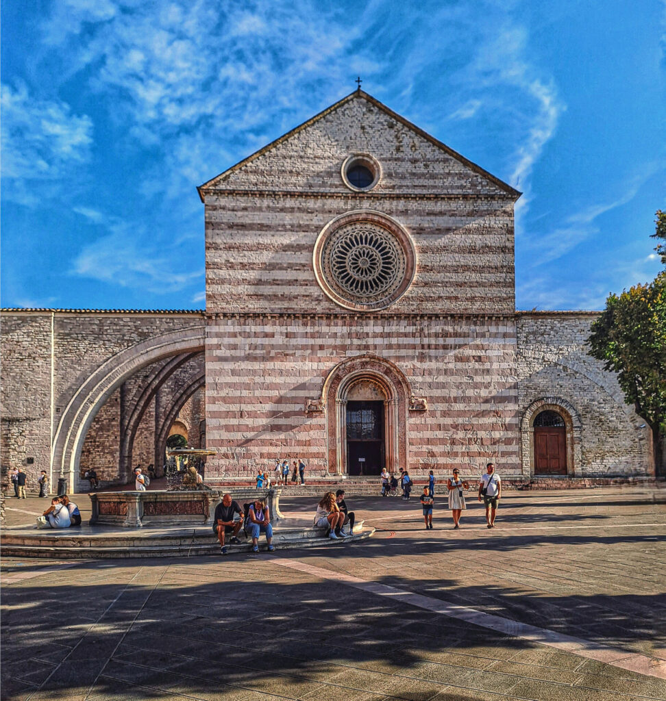 Iole Minelli. Basilica di Santa Chiara. Visita guidata ad Assisi